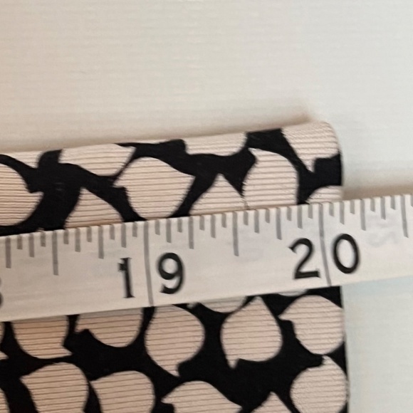 DVF Anna Silk Jersey Shirt Dress in Rose Heart Black, Size 0 - Picture 13 of 13